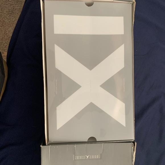 Jordan 11 Cool Grey 11 High - Picture 4 of 10